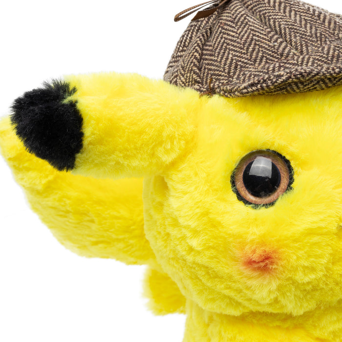 Pokemon - Pikachu - Detective - Knuffel - Pluche - Extra dik - Met grote staart (28 cm)