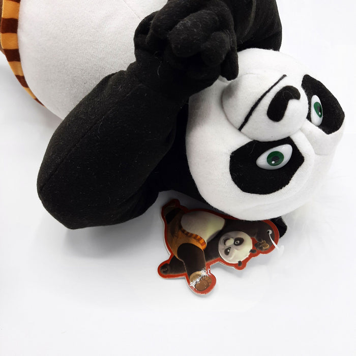 Kung Fu Panda - Master Po - Vuisten ballend - Pluche Knuffel - 32 cm